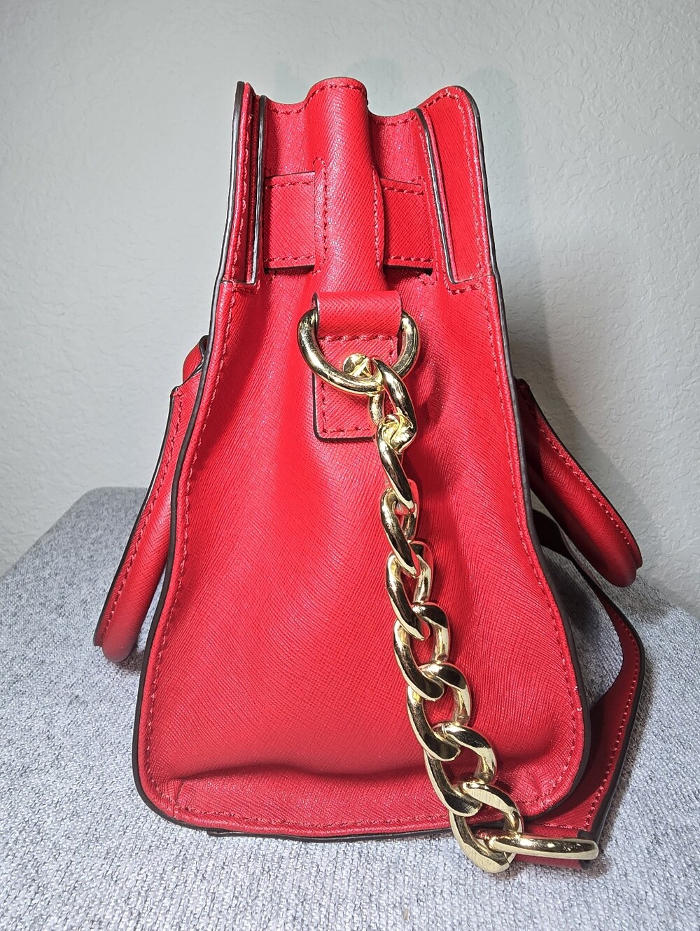 Hamilton by Michael Kors, Red Leather with Gold Hardware - Picture 4 of 15